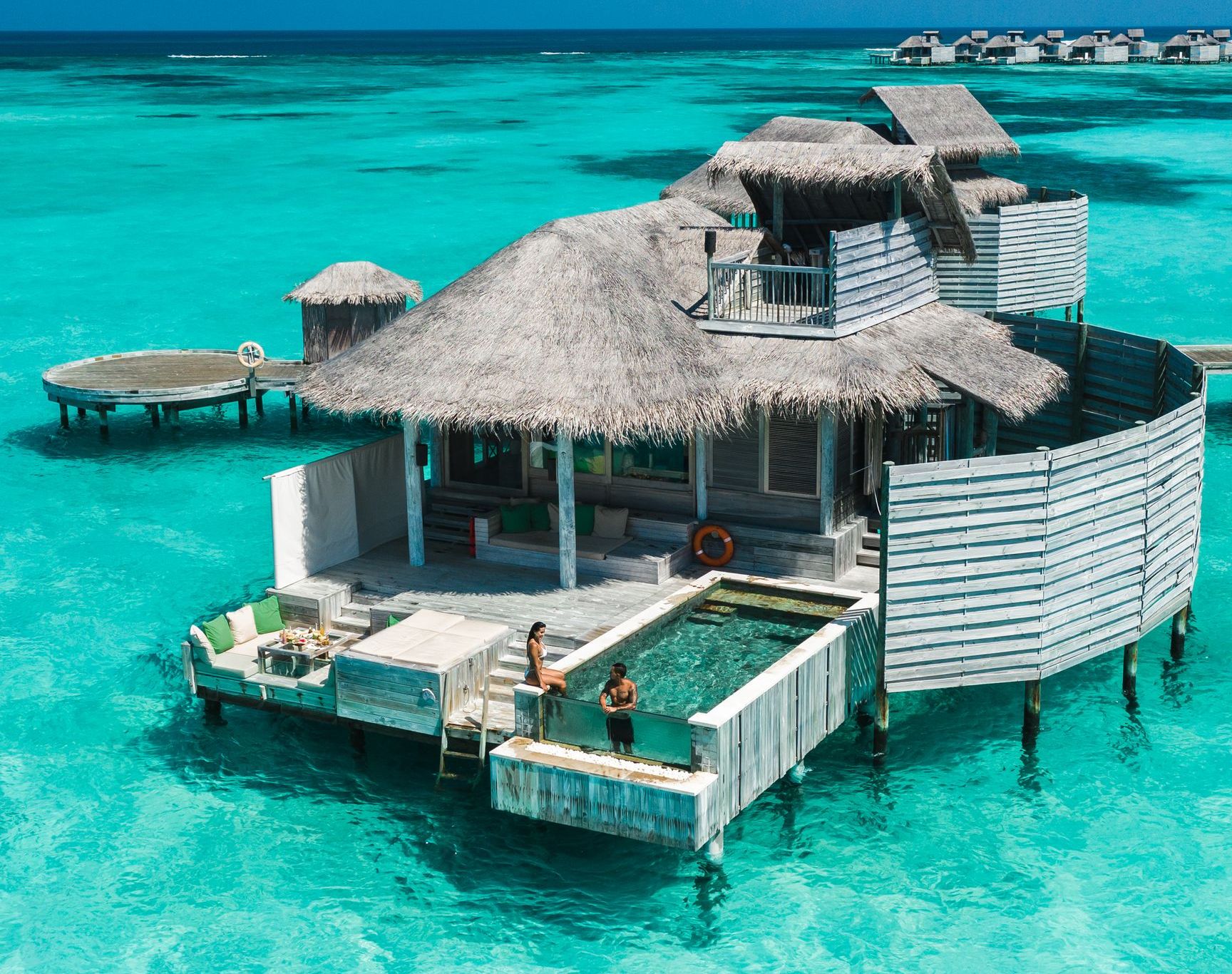 Laamu Water Villa mit Pool