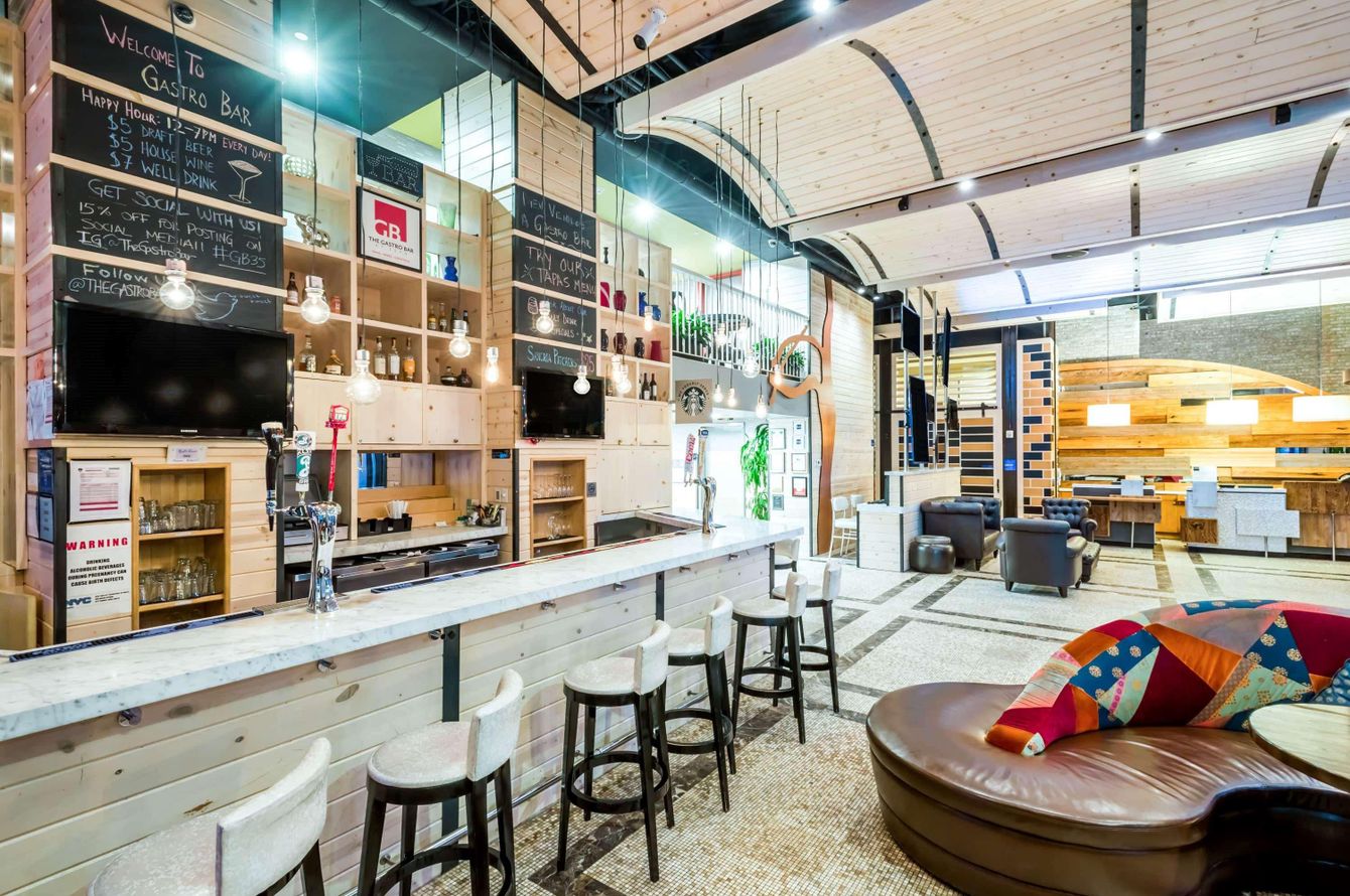 Bar