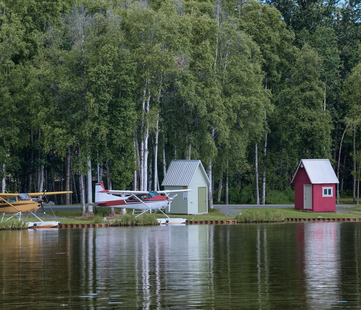 Alaska und seine Wasserflugzeuge (Lake Hood)