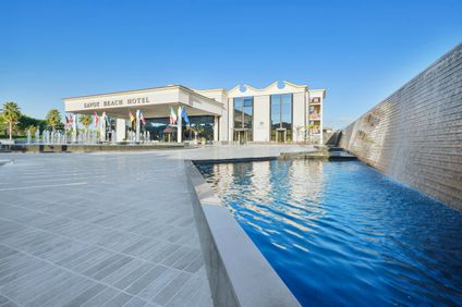 Savoy Beach Hotel