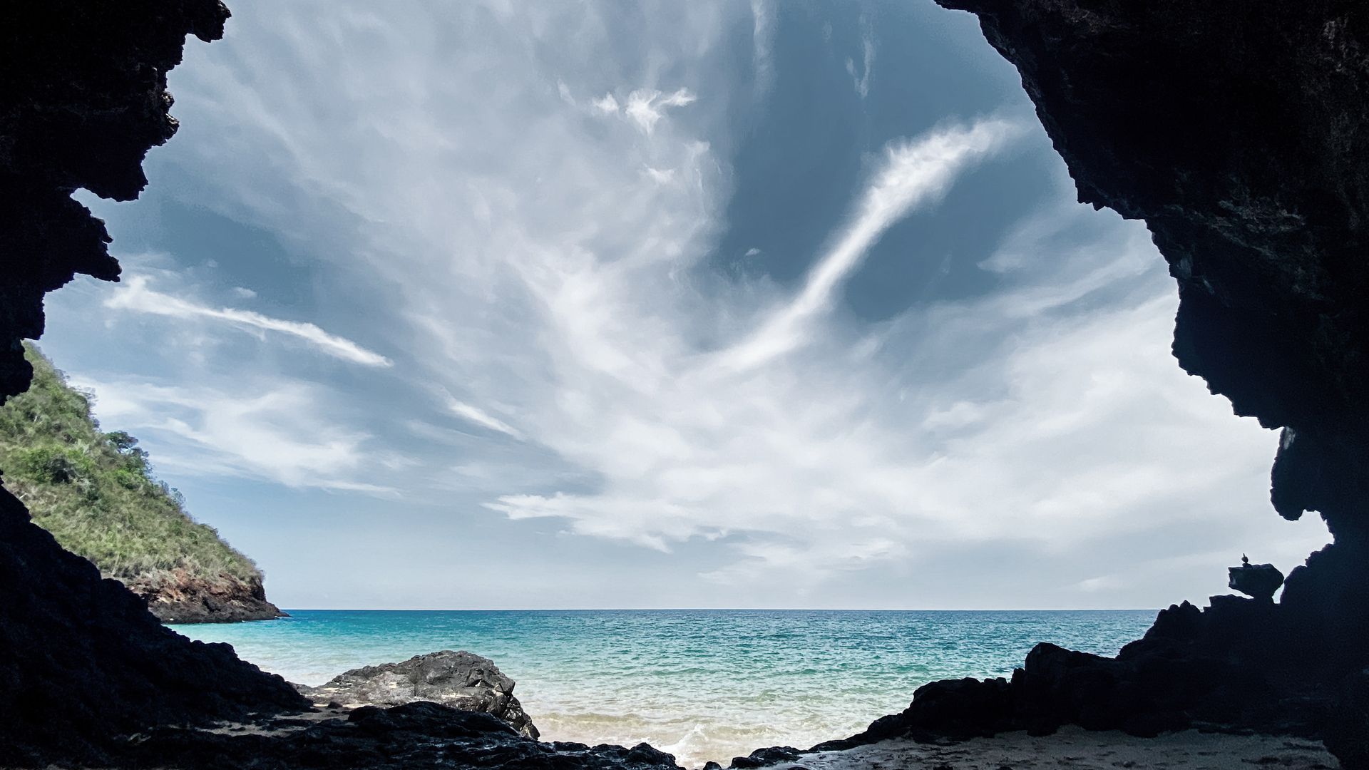 Coup d'oeil sur l'océan et le ciel depuis l'îlot Bandrélé