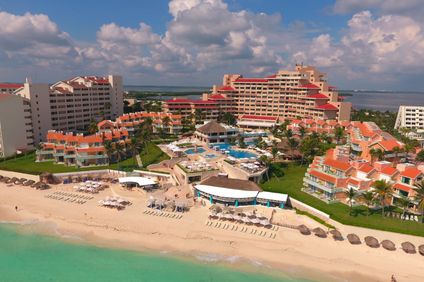 Wyndham Grand Cancun All Inclusive Resort & Villas