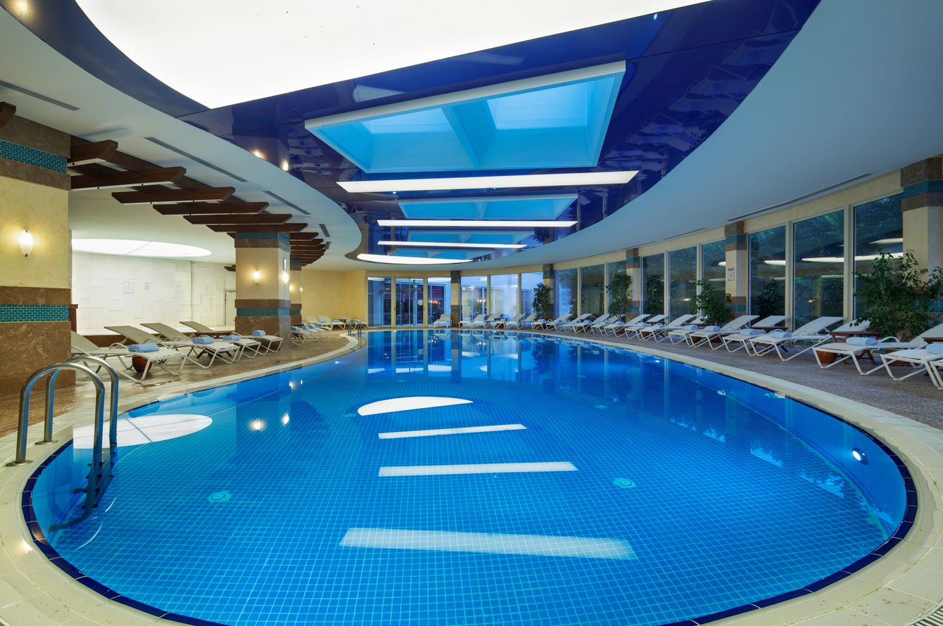 Piscine intérieure