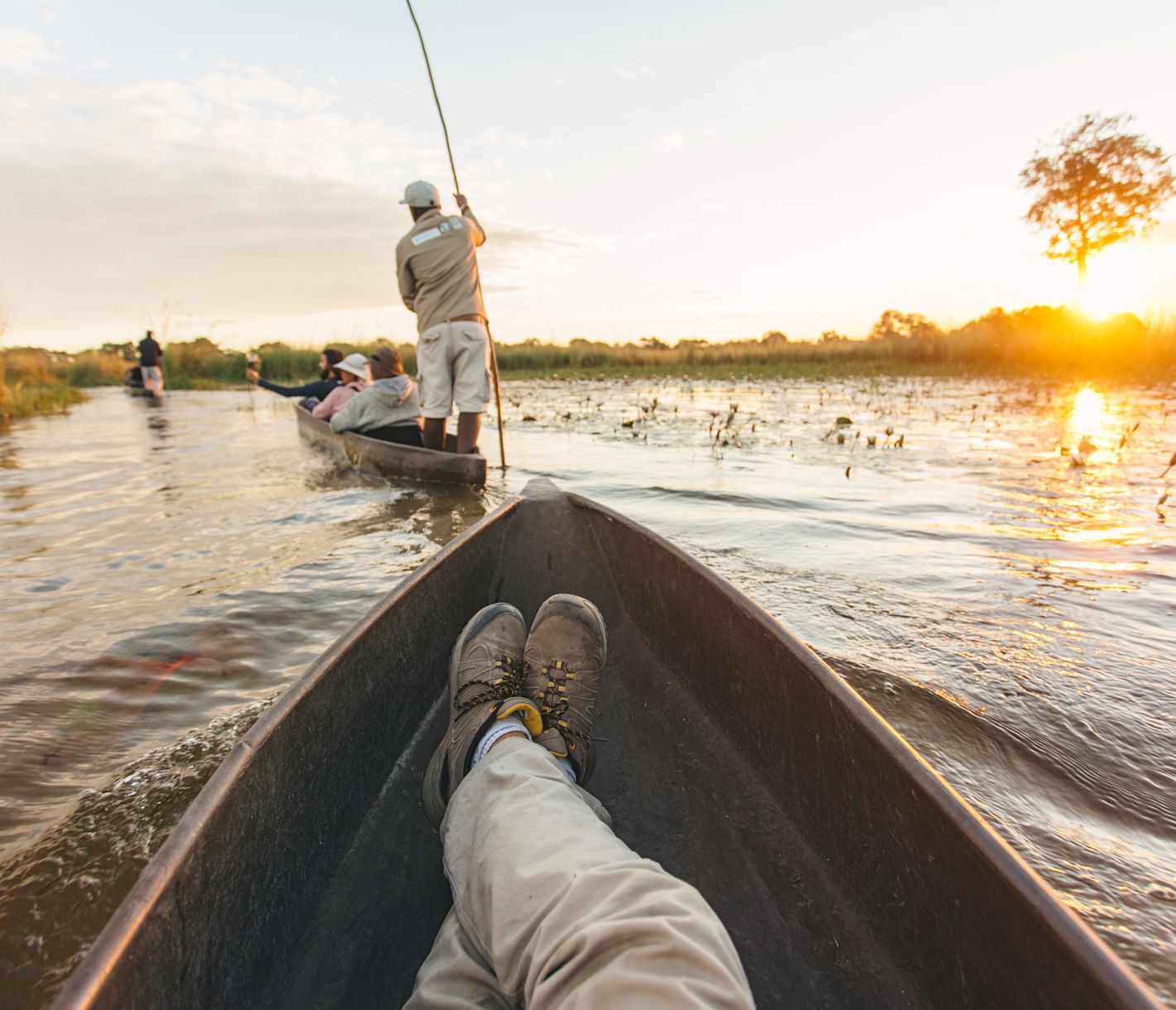 Il n'y a rien de plus paisible qu'une balade en mokoro au fil des bras fluviaux du delta de l'Okavango