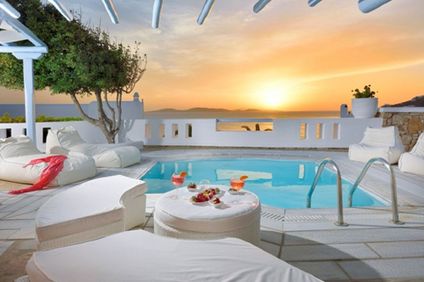 Delos Villa mit Pool