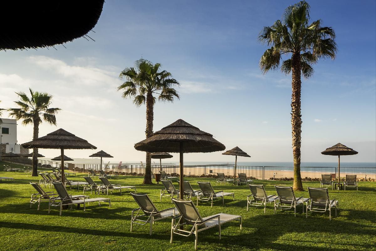 AP Oriental Beach