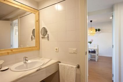Appartement mit Poolsicht