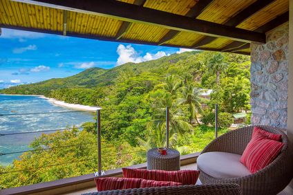 Black Parrot Junior Suite