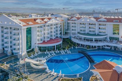 Roma Beach Resort & Spa