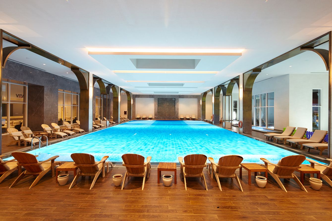 Piscine intérieure