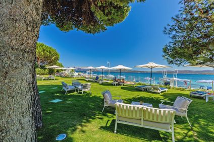 The Pelican Beach Resort & Spa - Adults Only