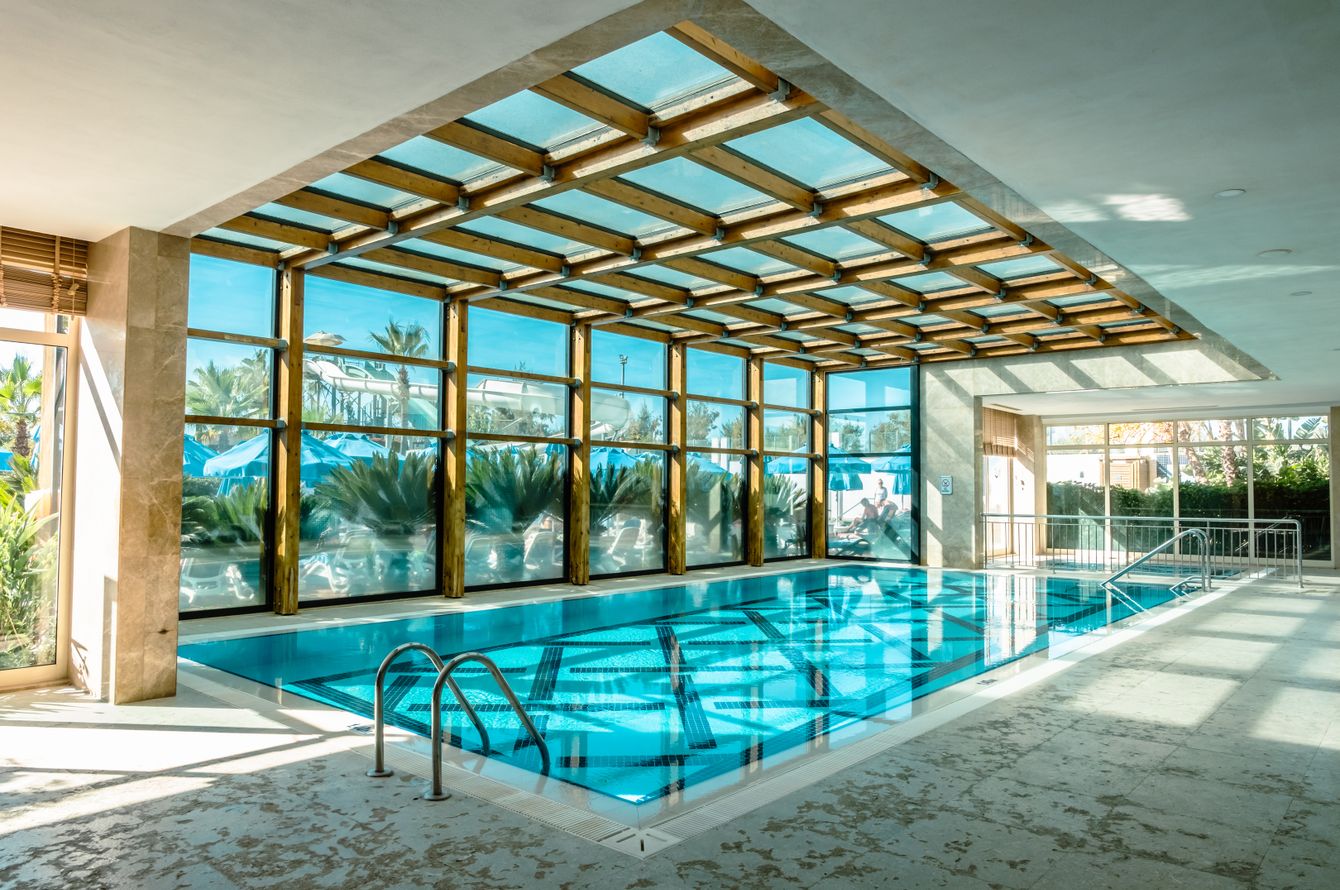 Piscine intérieure