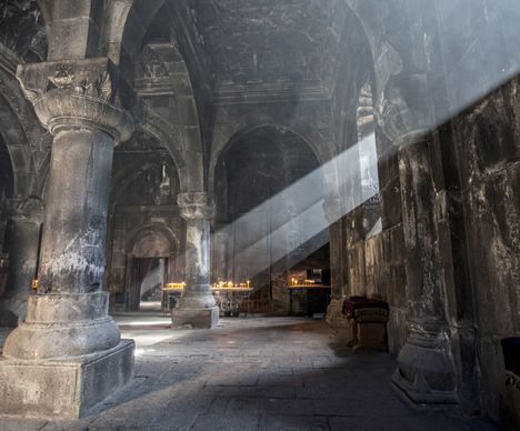 Geghard-Kloster – Mystik im Felsen