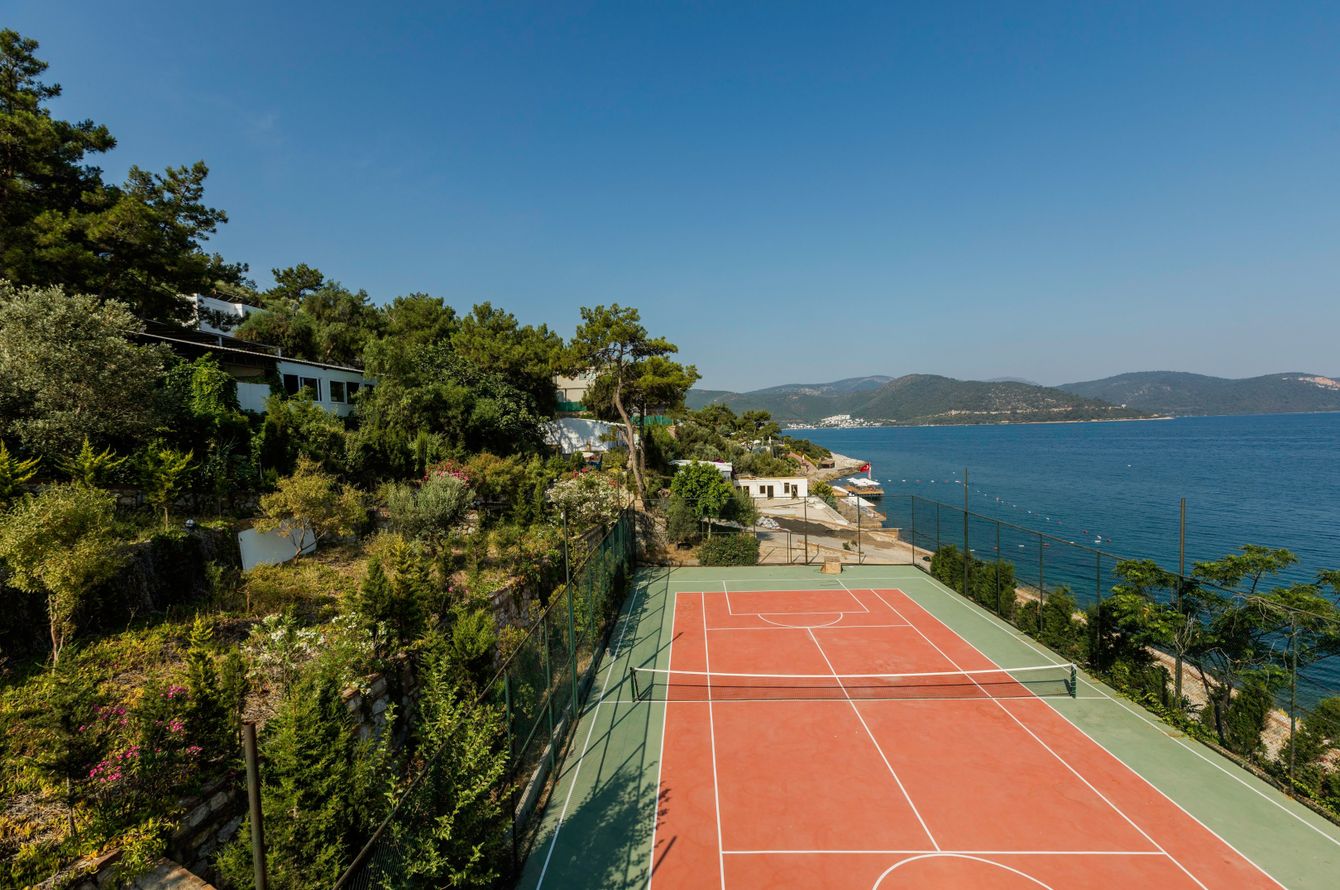 Tennis