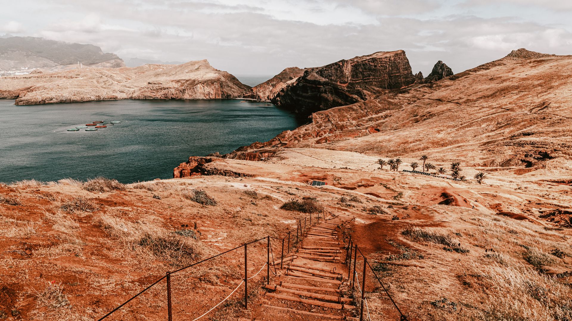 Karge Landschaft auf São Lourenço