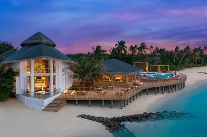 JW Marriott Maldives Resort & Spa