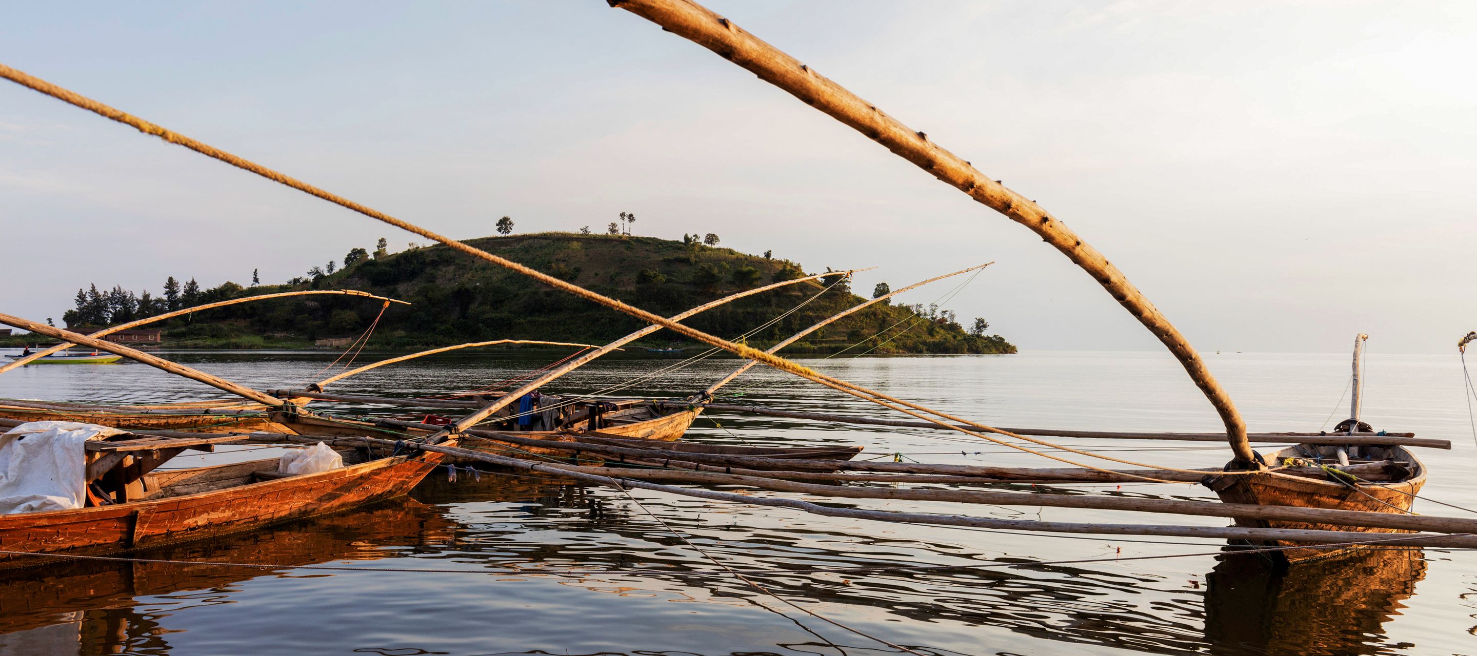 Traditionelles Fischerboot auf dem Kivu-See