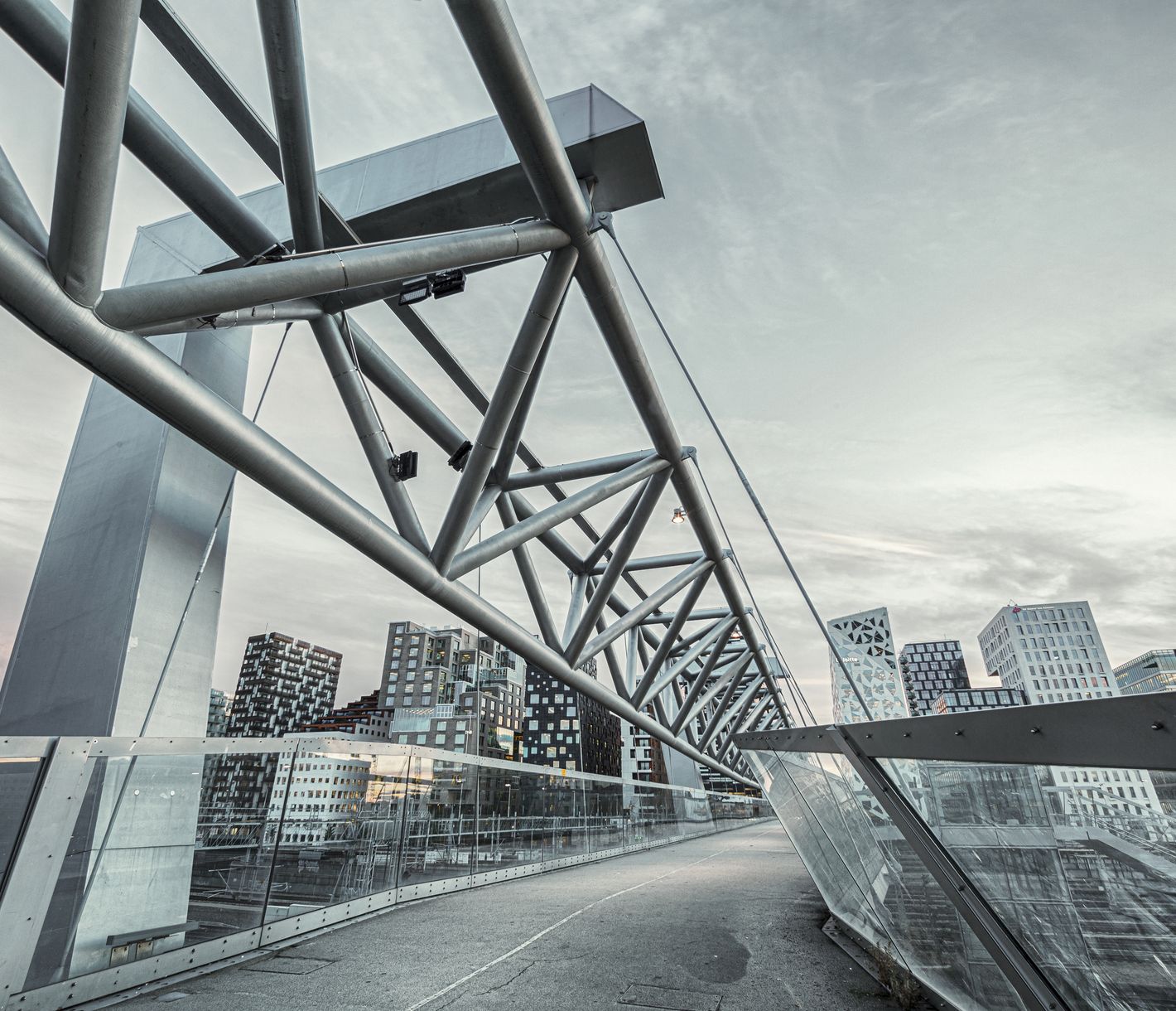 Die pulsierende Metropole vereint modernen urbanen Touch mit Nähe zur Natur.