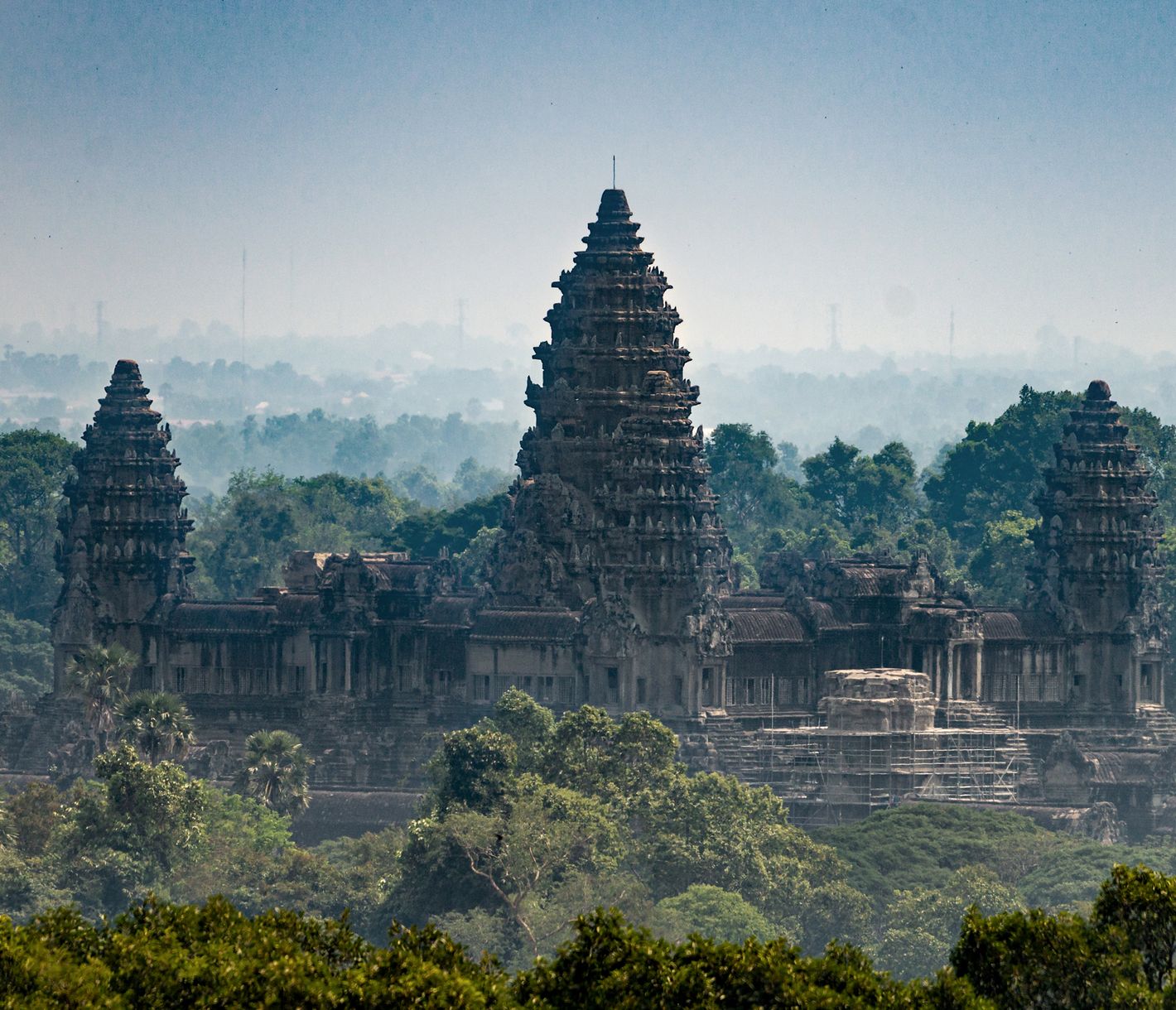 Panoramablick auf Angkor Wat vom Phnom Bakheng
