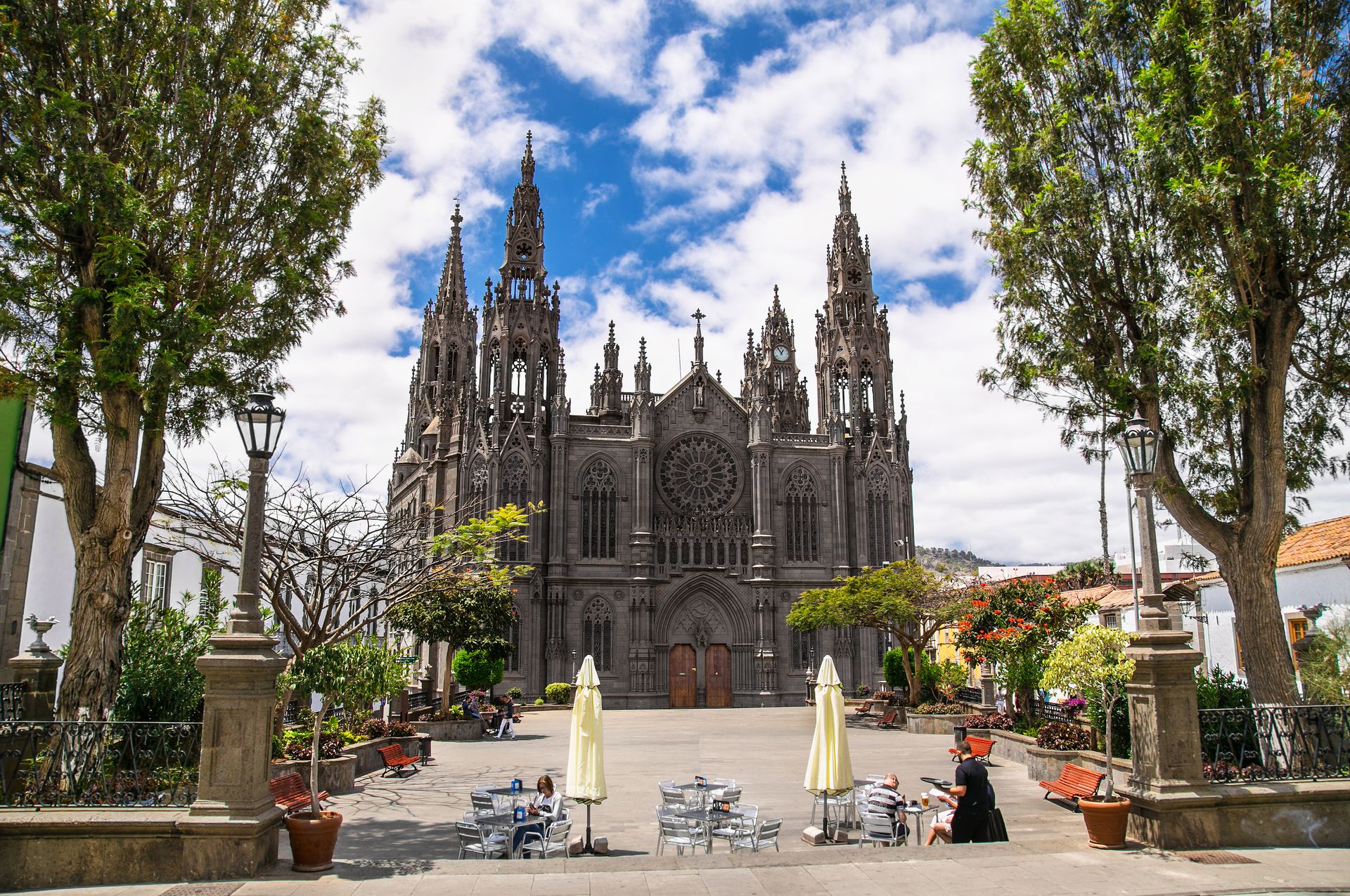 Majestätische Kirche San Juan Bautista