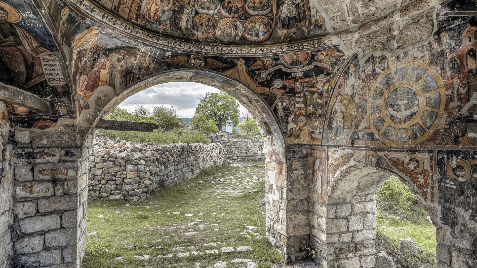 Fresques du monastère de Saint-Pierre et Paul, Vithkuq près de Korça