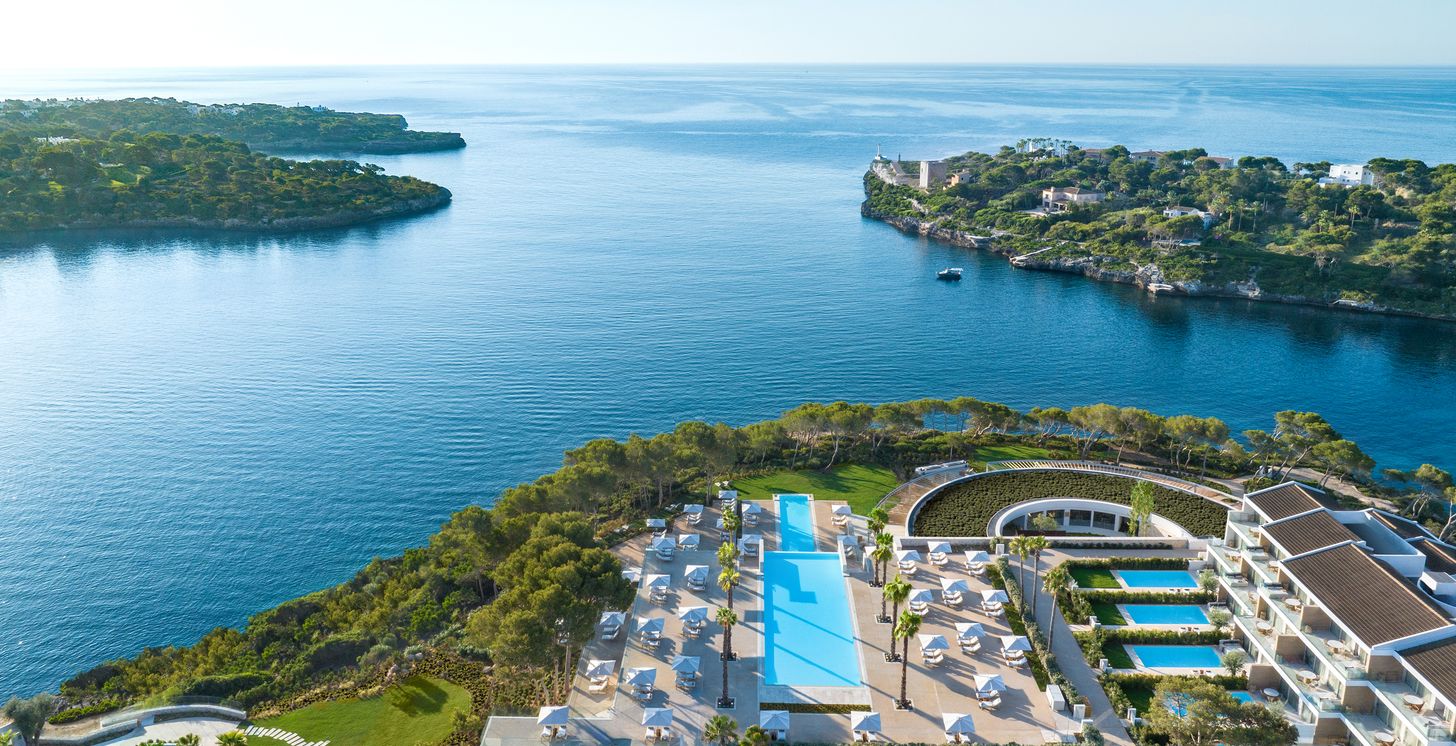 Ikos Porto Petro