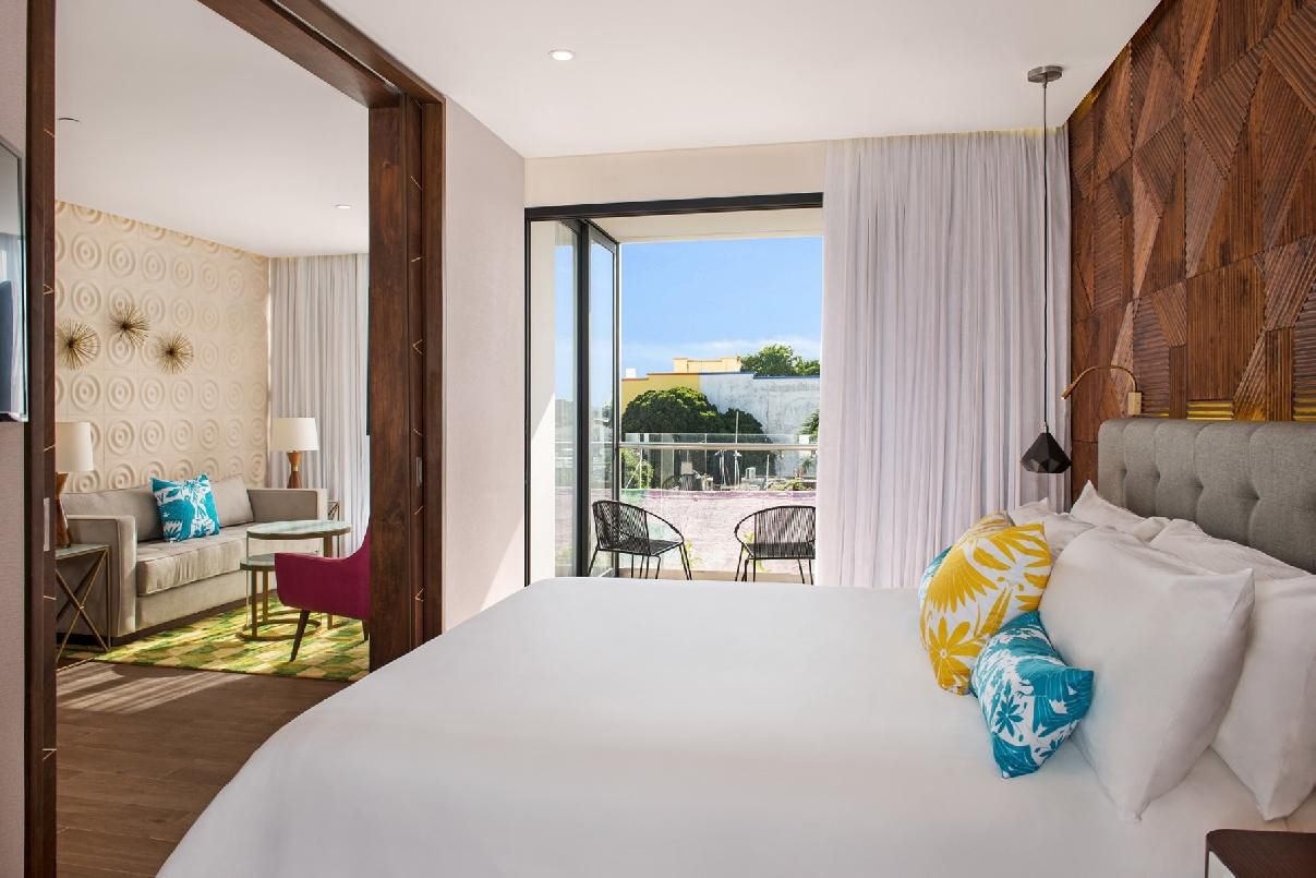 1-Bedroom Suite