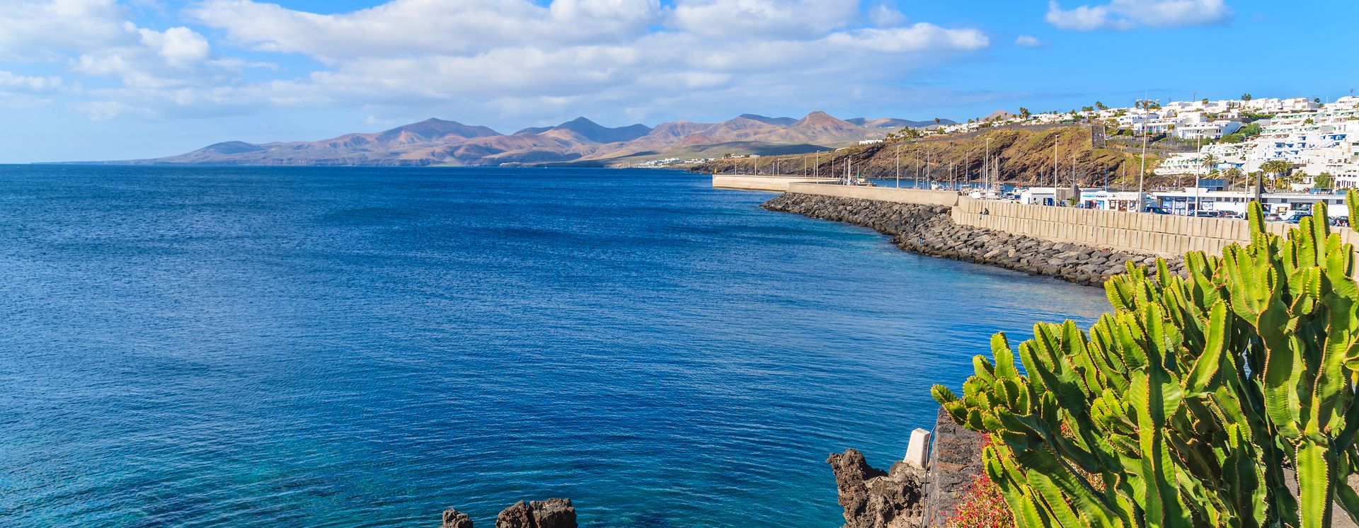 Blick auf Hafen von Puerto del Carmen