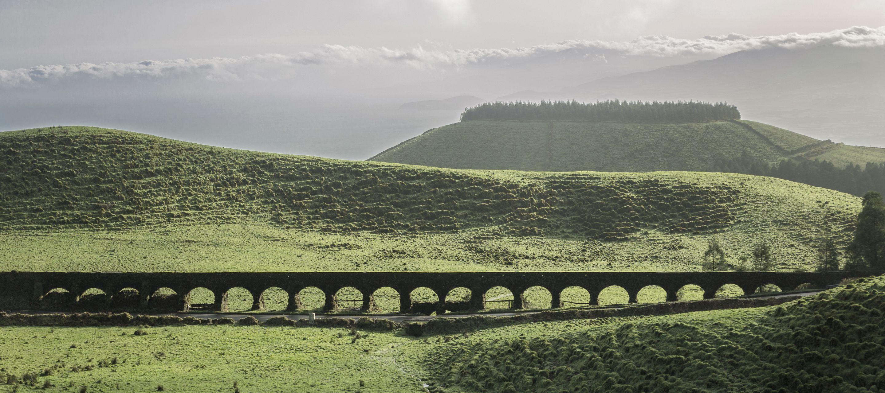 L’aqueto do Carvão, ancien aqueduc sur l’île de São Miguel aux Açores