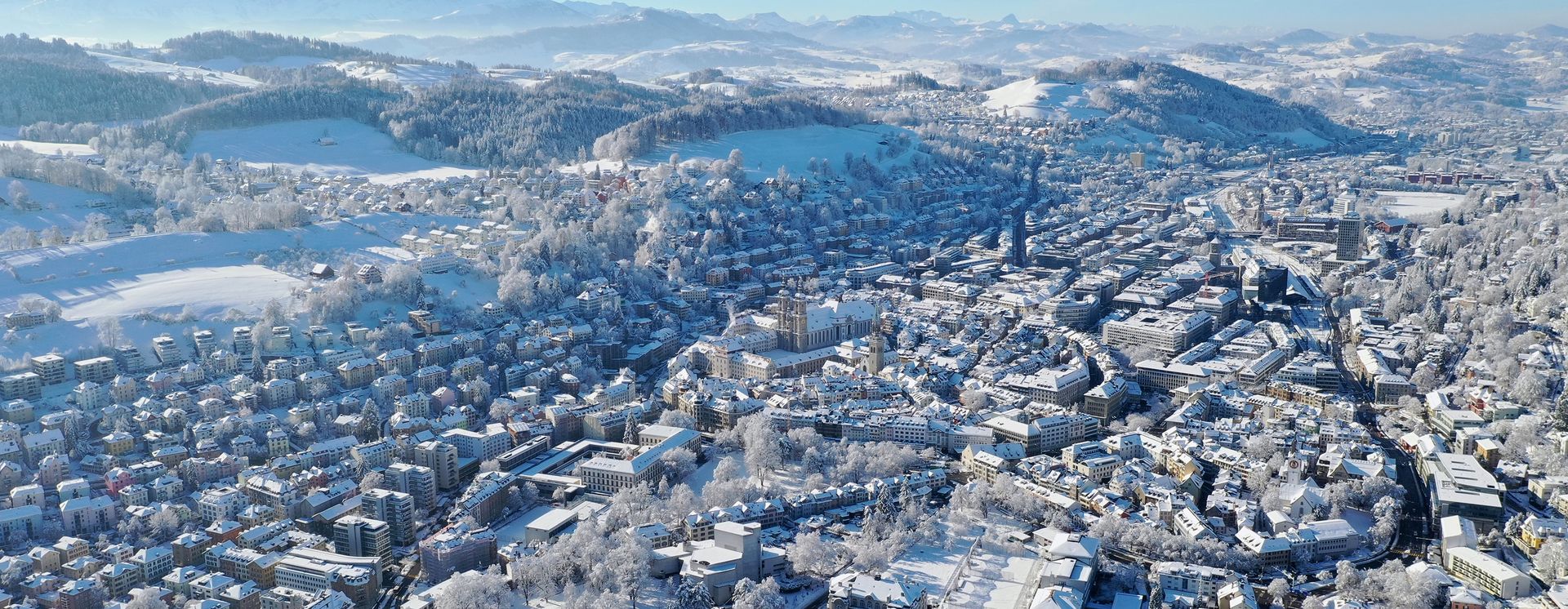 Blick auf St. Gallen im Winter