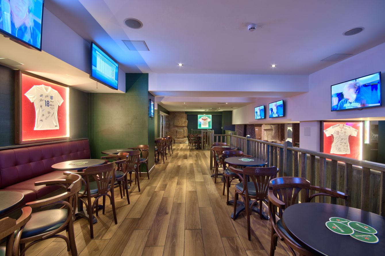 Bar