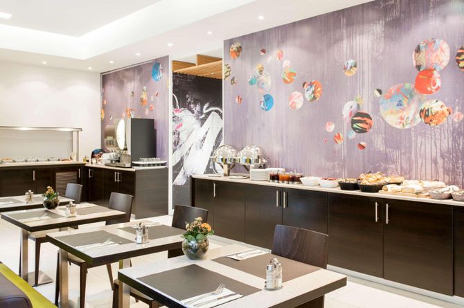 Salle de petit-déjeuner