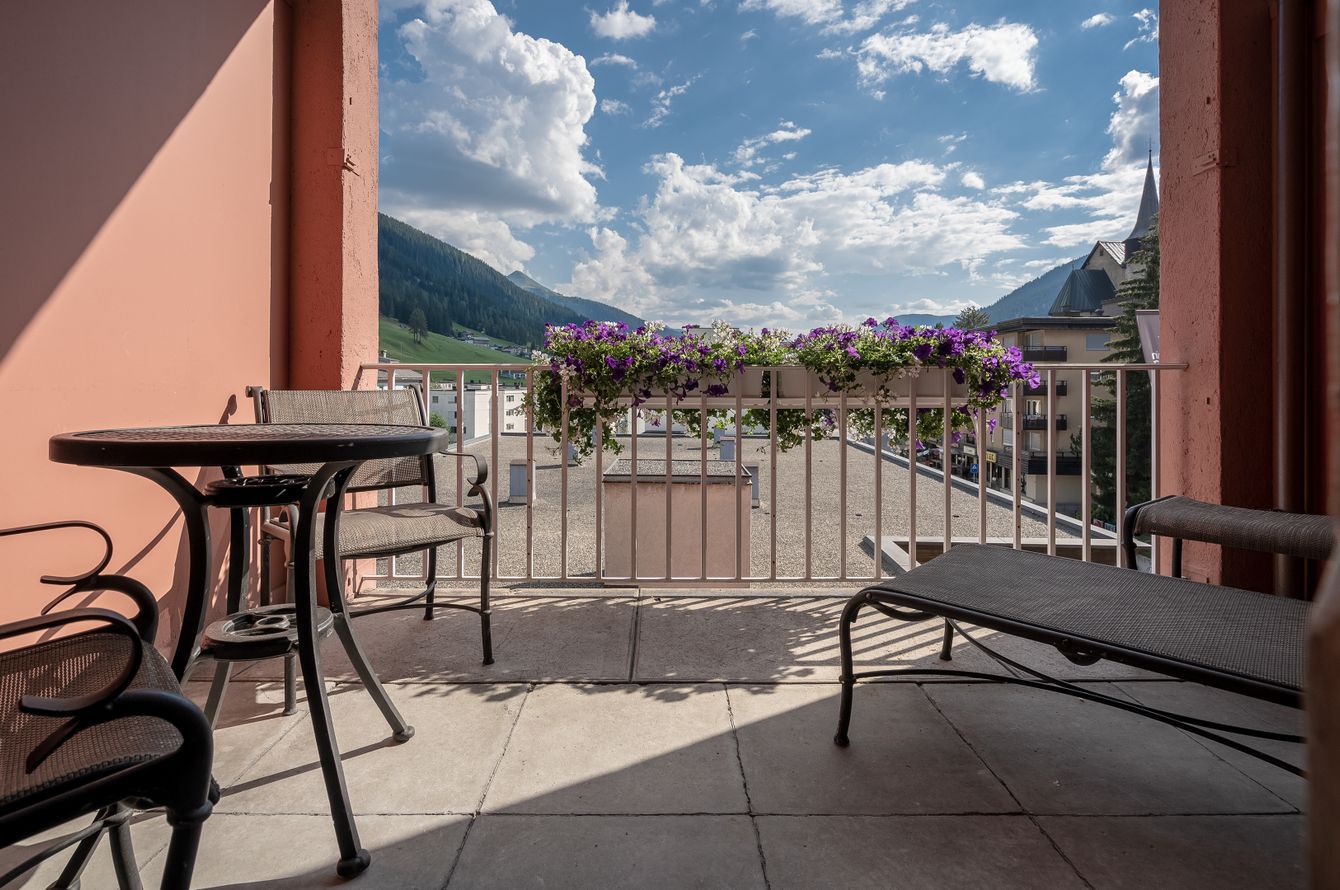 © Davos Klosters Mountains