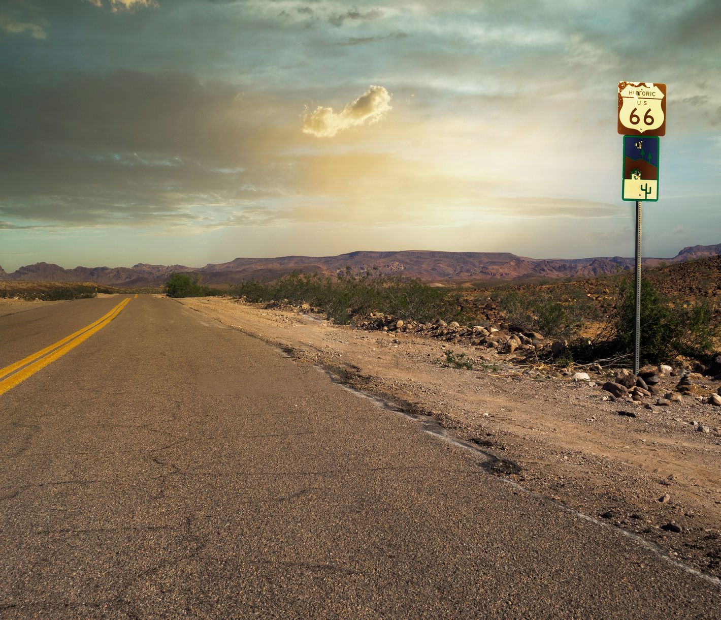 Die gnadenlose Hitze der Mojave-Wüste hat der alten Route 66 stark zugesetzt.