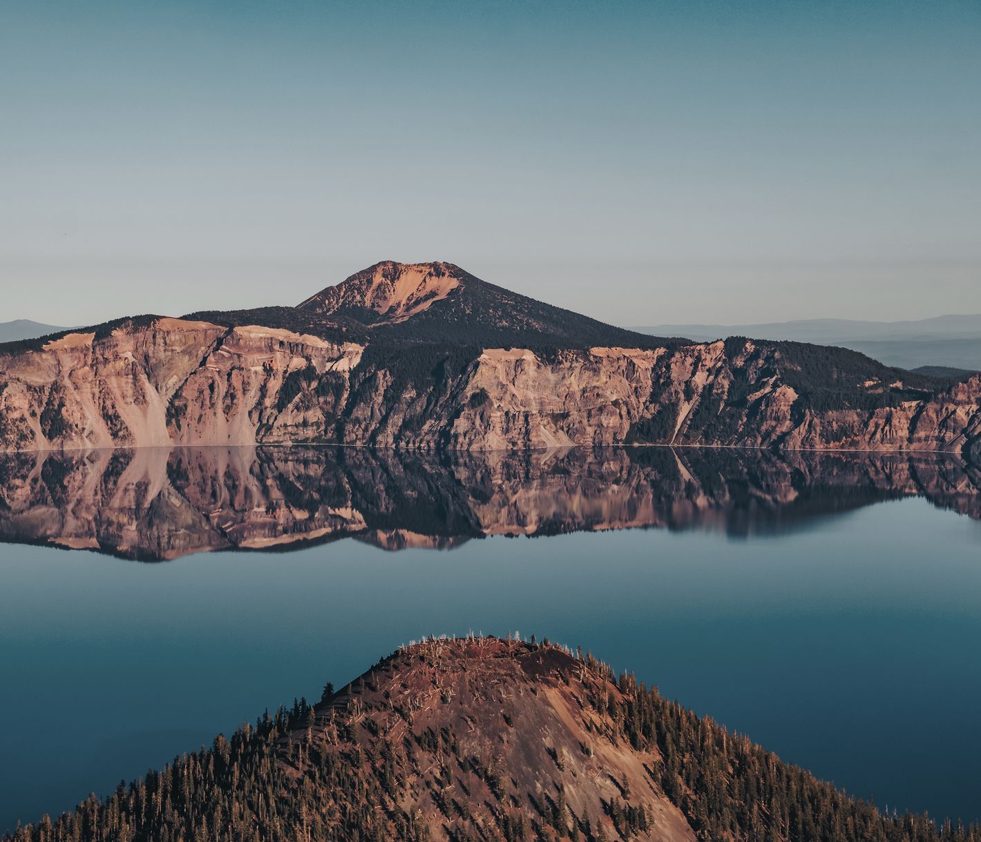 Das Highlight des Crater Lake National Parks ist der imposante Kratersee selbst.