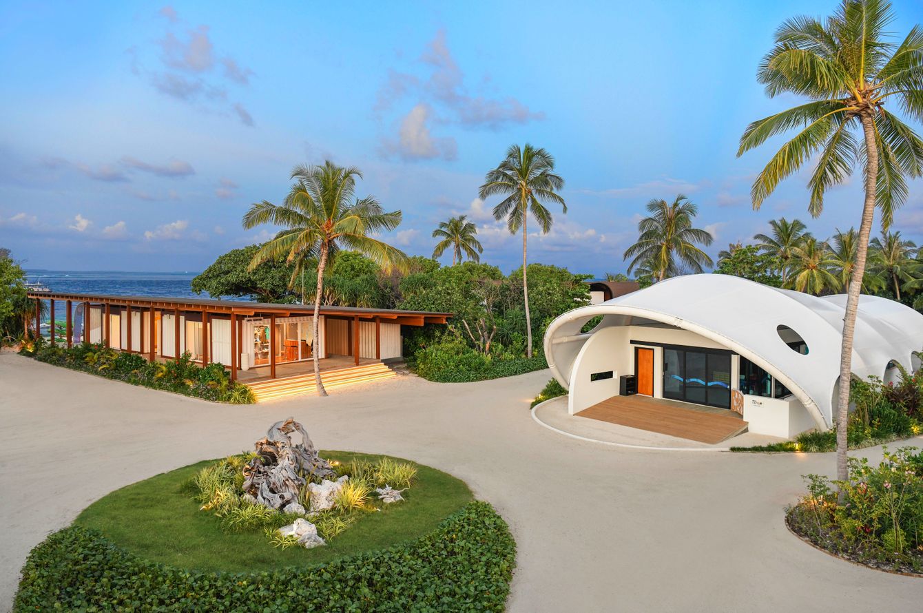 The Westin Maledives Miriandhoo Resort