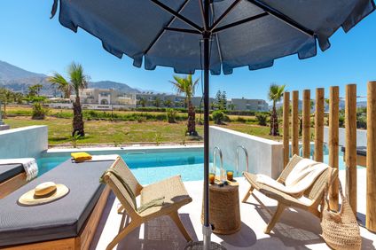 Doppelzimmer Superior mit privatem Pool