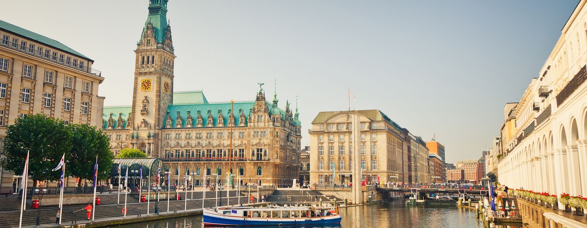 Rathaus, Alsterarkaden