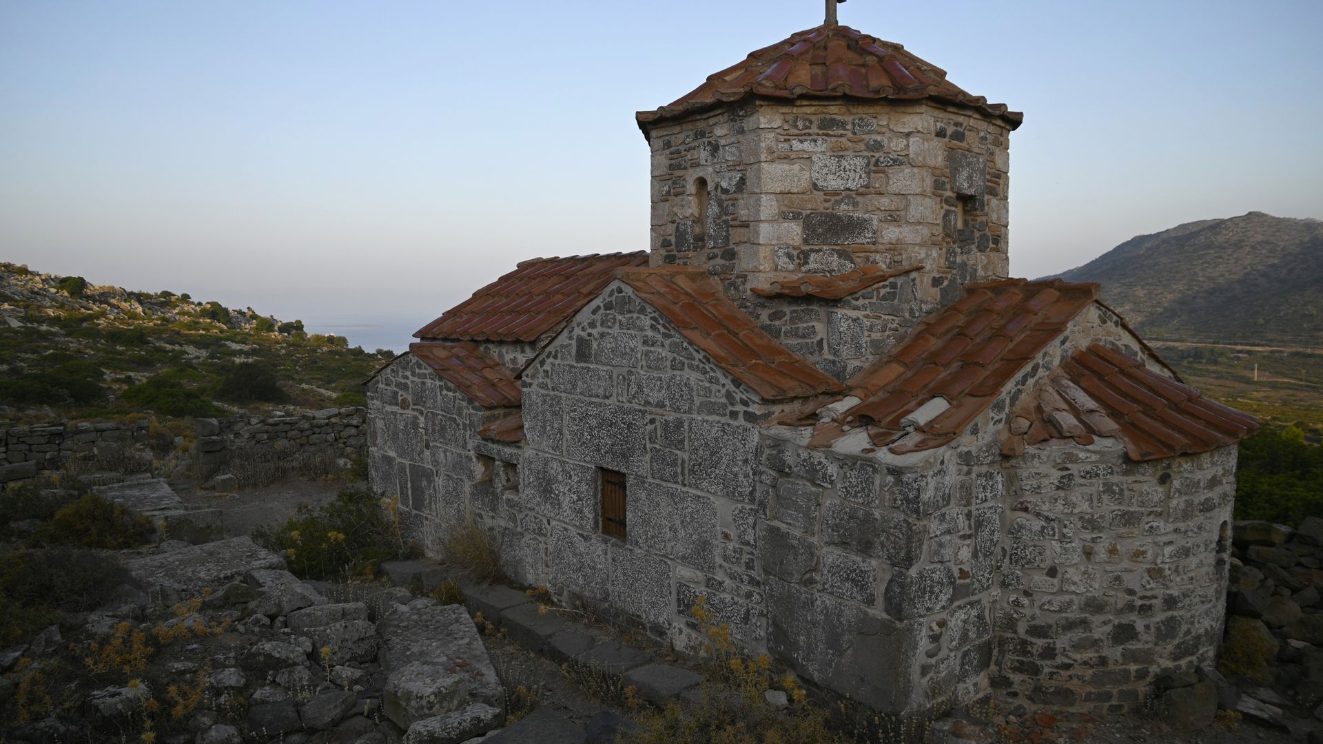 Byzantinische Kirche Taxiarches am Heiligtum des Ellanios Zeus