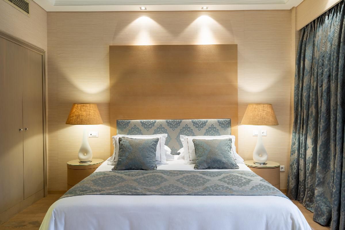 Executive Park Suite