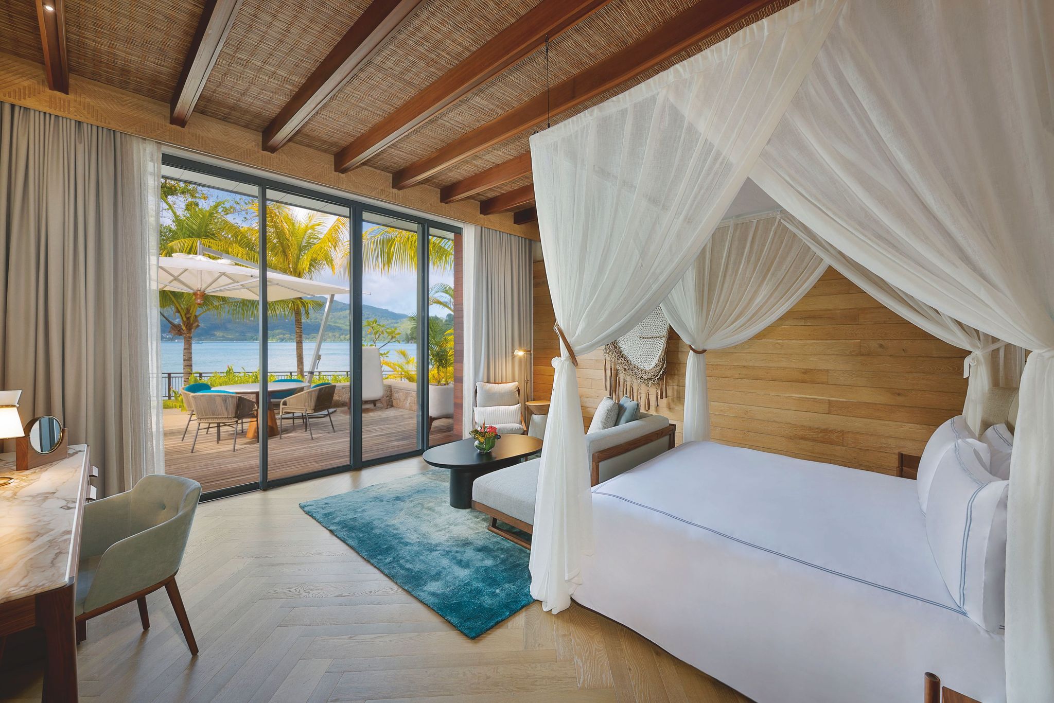 1-bedroom Bay House Suite with Plunge Pool