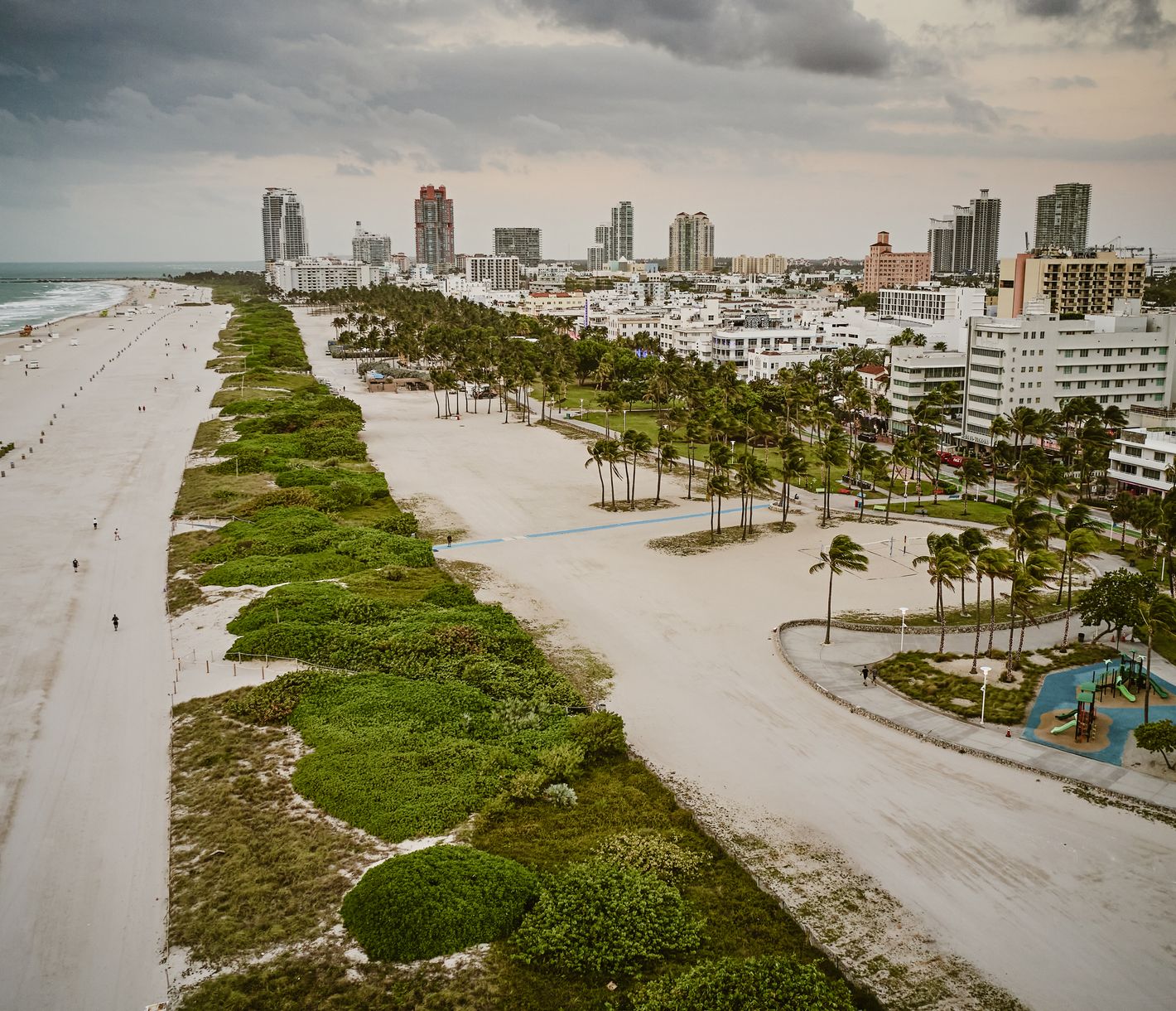 Miami Beach ist bekannt für meist schönes Wetter und den spektakulären, langen Sandstrand.