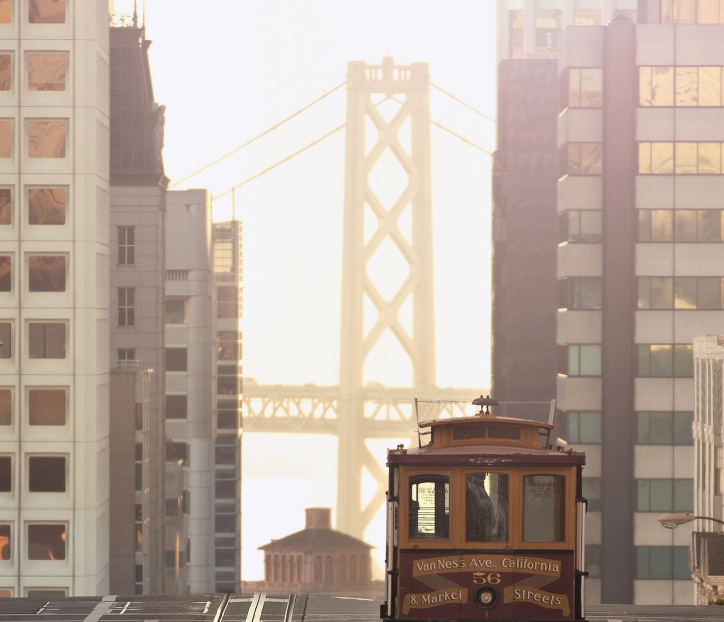 Eine Fahrt mit den Cable Cars gehört zu jedem San-Francisco-Besuch.
