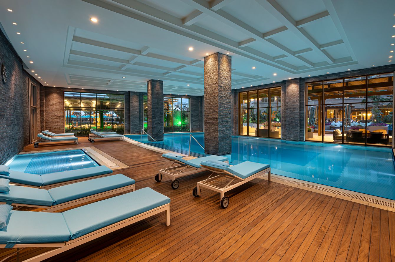 Piscine intérieure