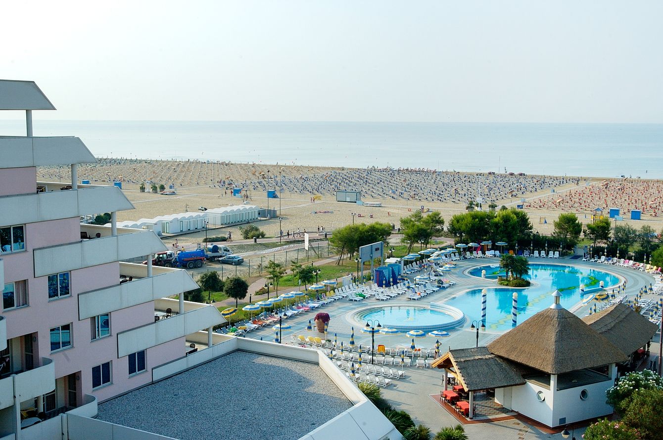 Aparthotel Holiday