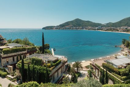 Dukley Hotel & Resort