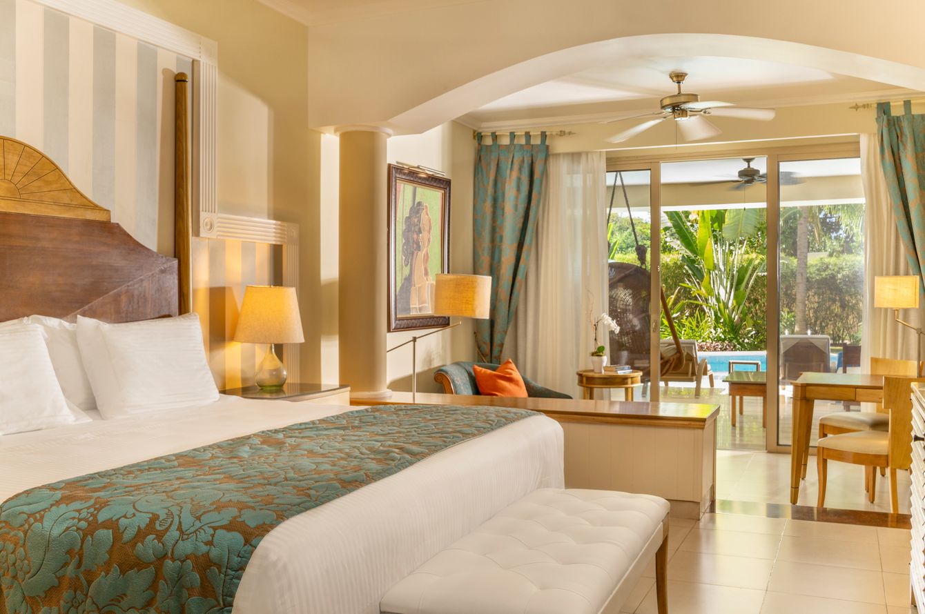 Butler Swim Out Suite