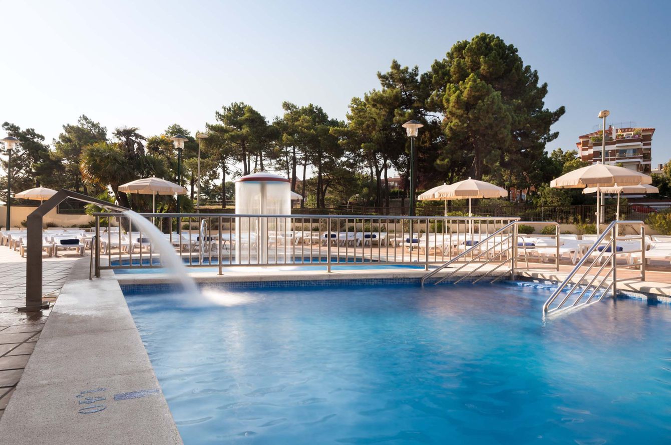 Piscine extérieure