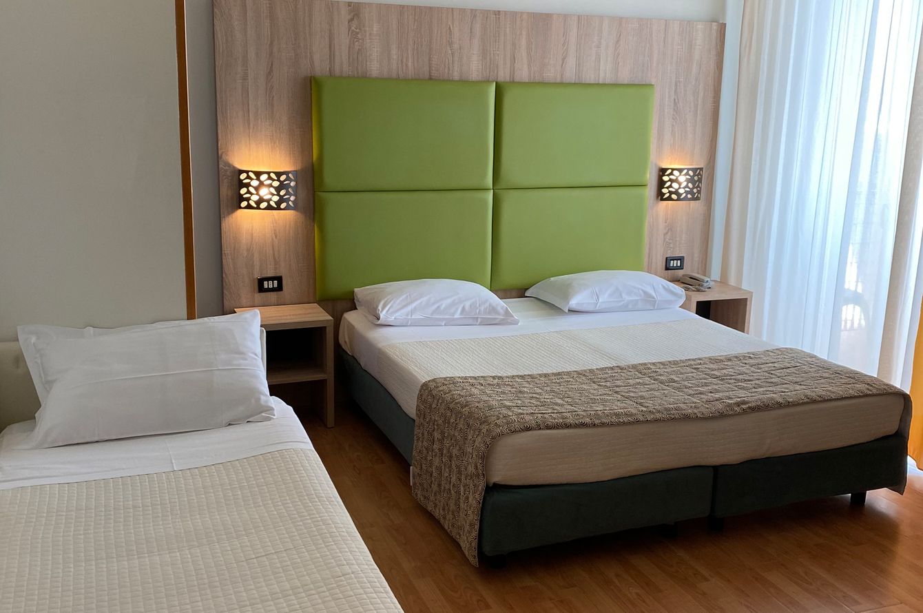 Dreibettzimmer