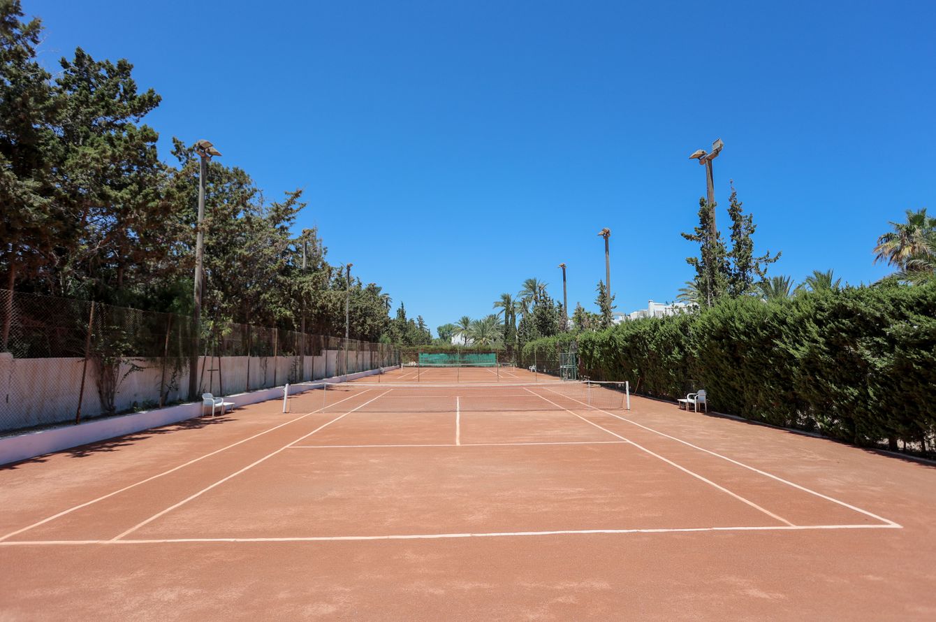 Tennis